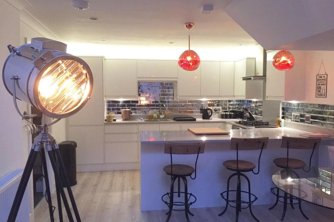 Spacious 1 Bedroom Split Level Old Pub Conversion Tower Bridge London Luaran gambar