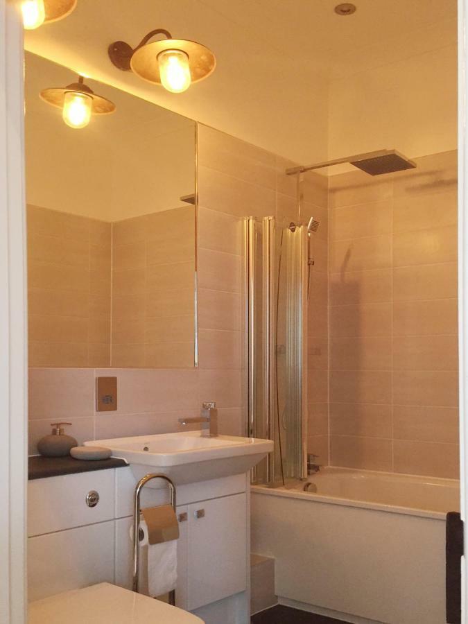 Spacious 1 Bedroom Split Level Old Pub Conversion Tower Bridge London Luaran gambar